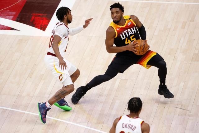 1640684446387071788.jpg USATSI_15818040.jpg